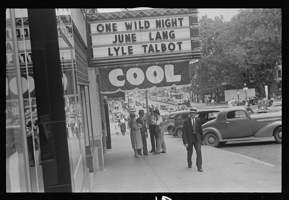Street scene showing movie theater, probably in the vicinity of Lancaster, Ohio. Sourced from the Library of Congress.
