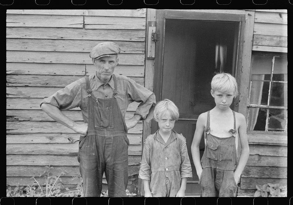 Family on relief near Urbana, Ohio. Sourced from the Library of Congress.