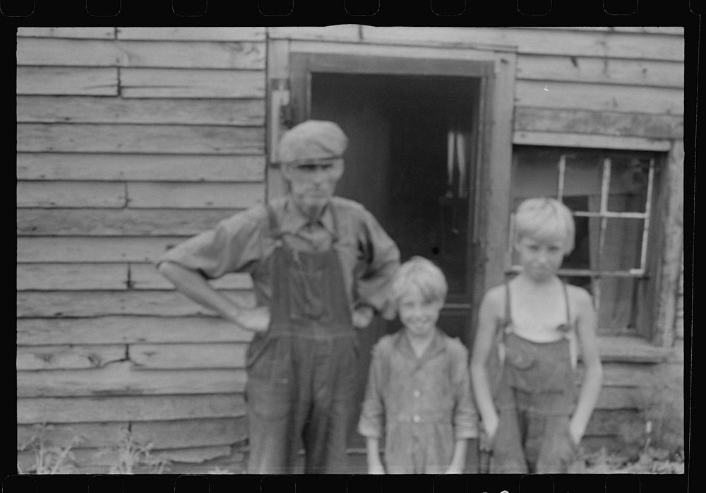 [Untitled photo, possibly related to: Family on relief near Urbana, Ohio]. Sourced from the Library of Congress.