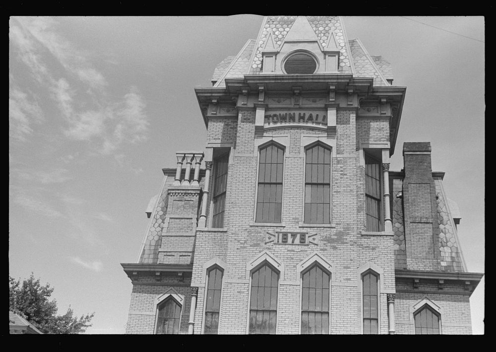Town hall, Urbana, Ohio. Sourced from the Library of Congress.