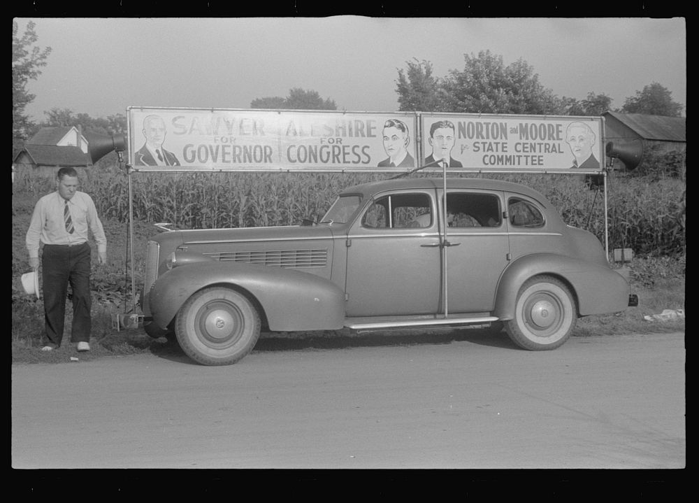Car advertising candidates for office, central Ohio. Sourced from the Library of Congress.