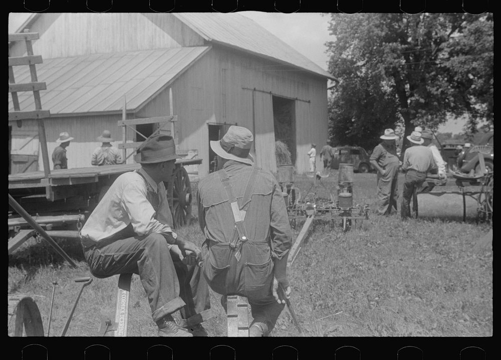 Waiting around for public auction to begin, central Ohio. Sourced from the Library of Congress.