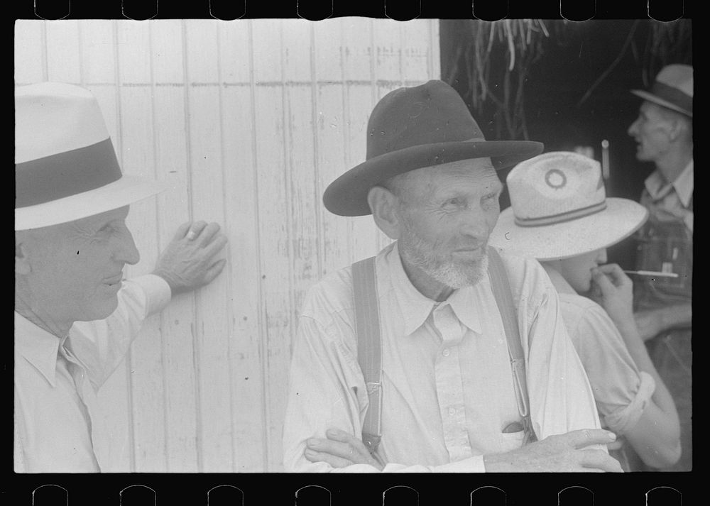 Farmers at public auction, central Ohio. Sourced from the Library of Congress.