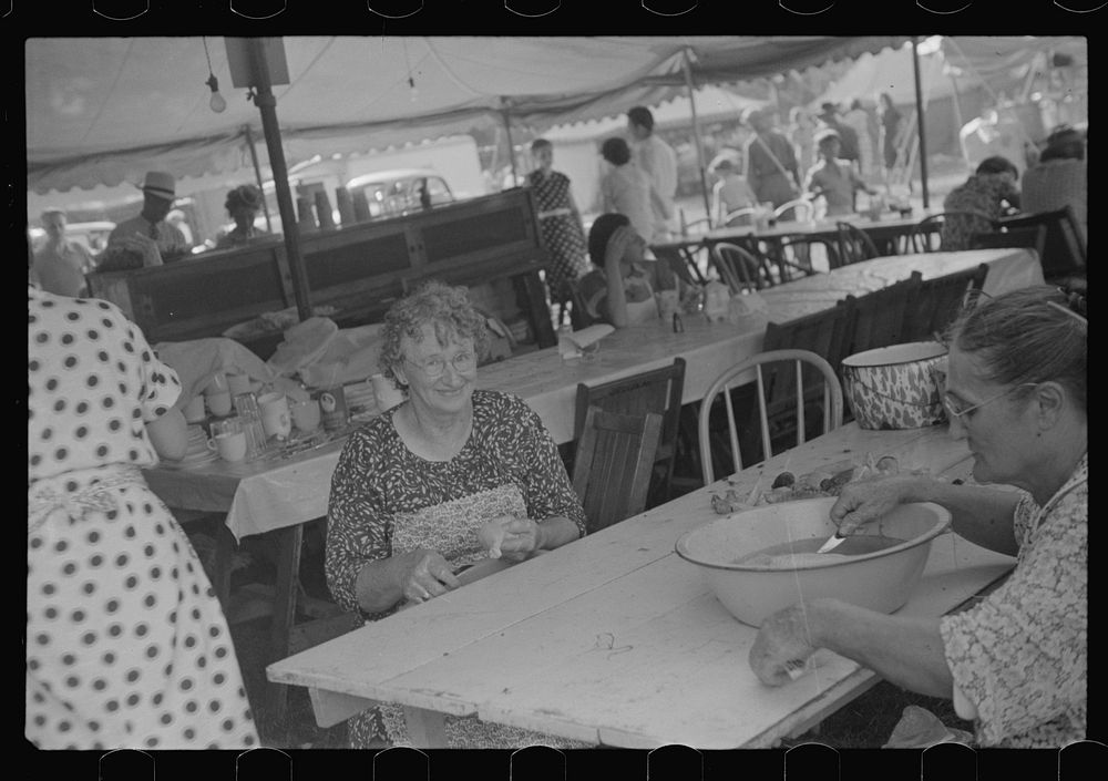 [Untitled photo, possibly related to: Refreshment stand at county fair, central Ohio]. Sourced from the Library of Congress.