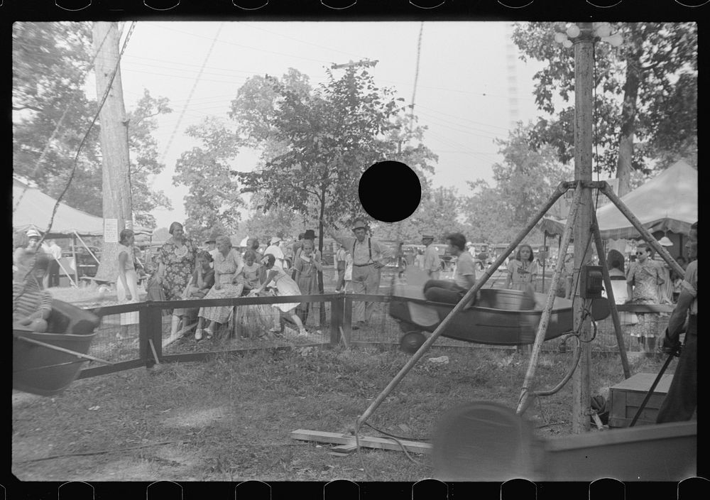 [Untitled photo, possibly related to: Farmpeople at county fair in central Ohio]. Sourced from the Library of Congress.