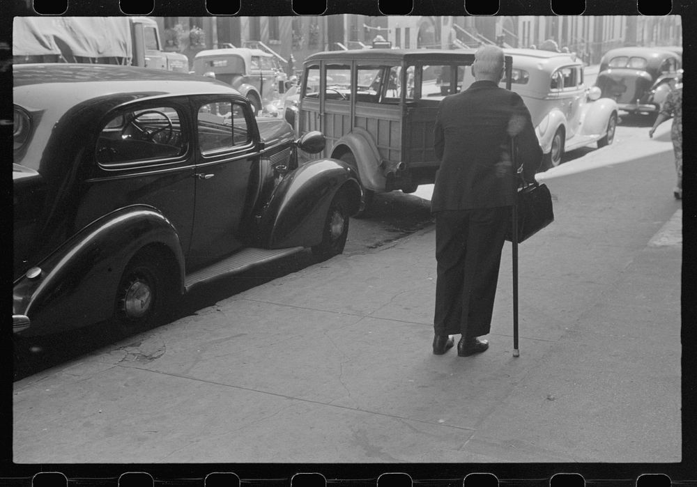[Untitled photo, possibly related to: [New York, New York. 61st Street between 1st and 3d Avenues]]. Sourced from the…