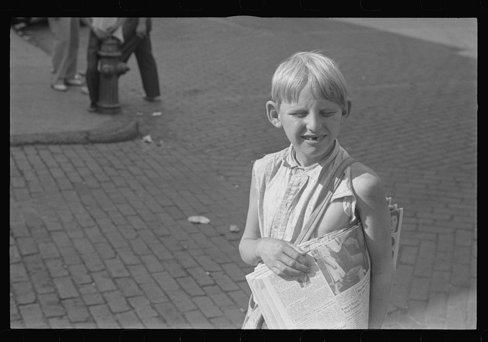 Newsboy, Newark, Ohio. Sourced from the Library of Congress.