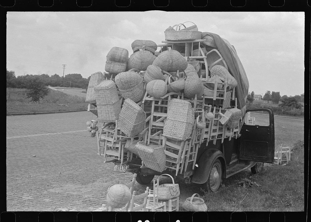 Truck of basket and chair peddler, Route 40, central Ohio (see general caption). Sourced from the Library of Congress.