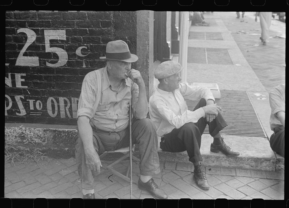 Residents of Columbus, Ohio. Sourced from the Library of Congress.