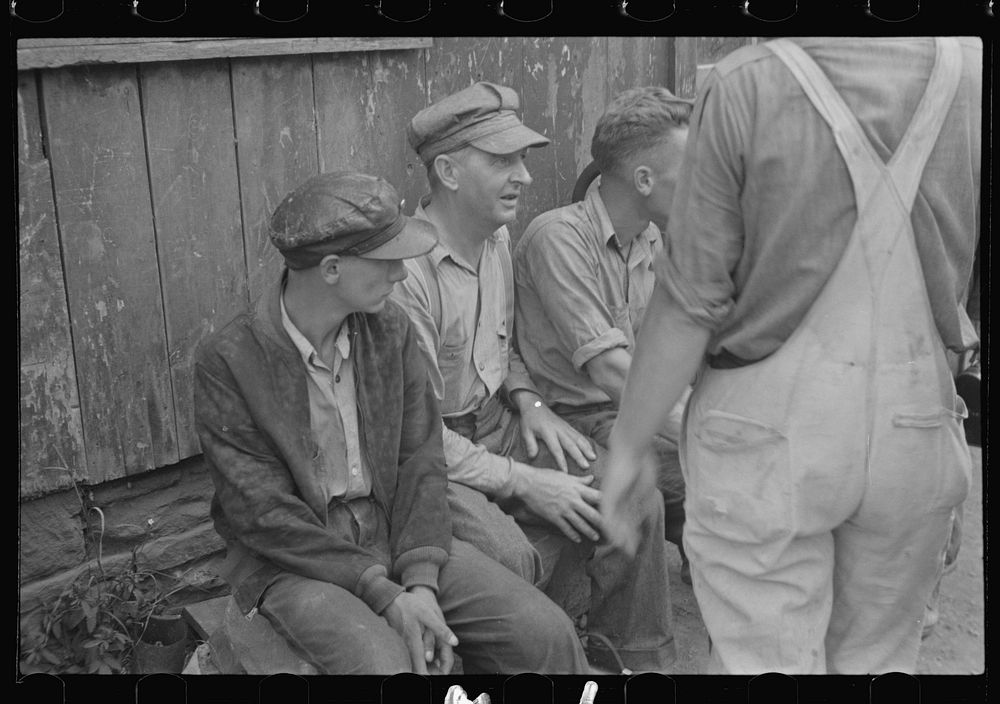 [Untitled photo, possibly related to: Carpenter, Westmoreland County, Pennsylvania]. Sourced from the Library of Congress.
