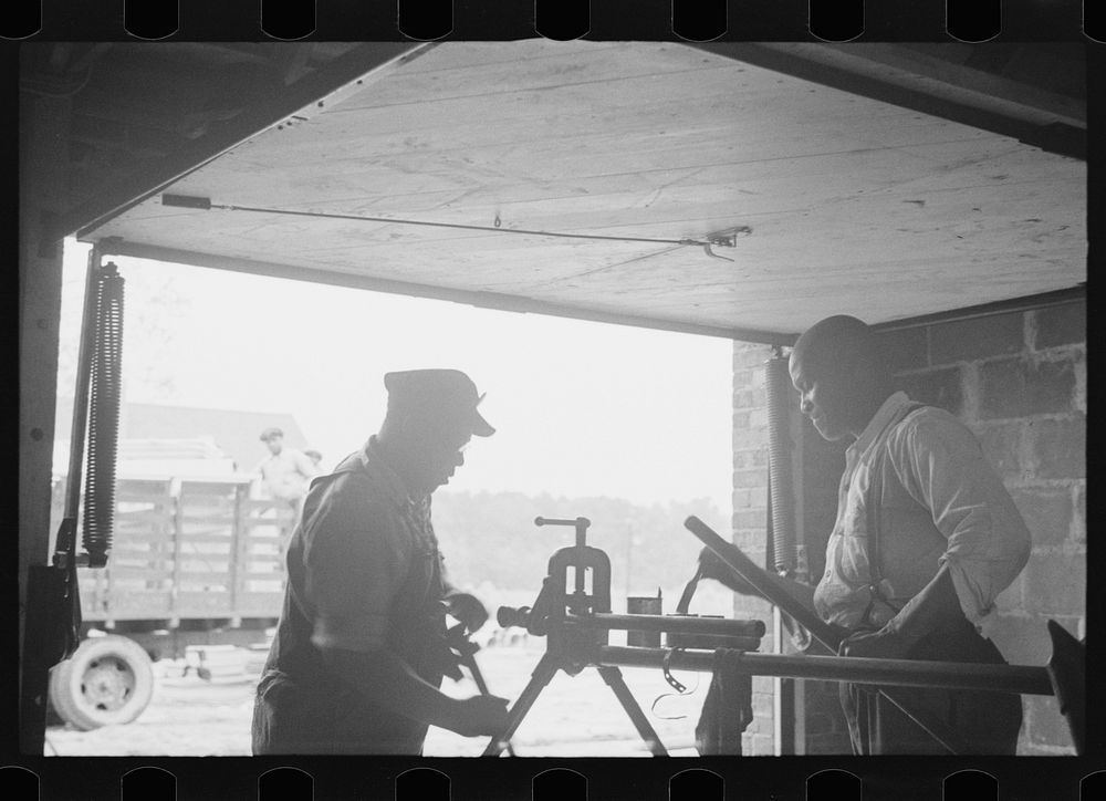 [Untitled photo, possibly related to:  workers on Newport News Homesteads, Virginia]. Sourced from the Library of Congress.