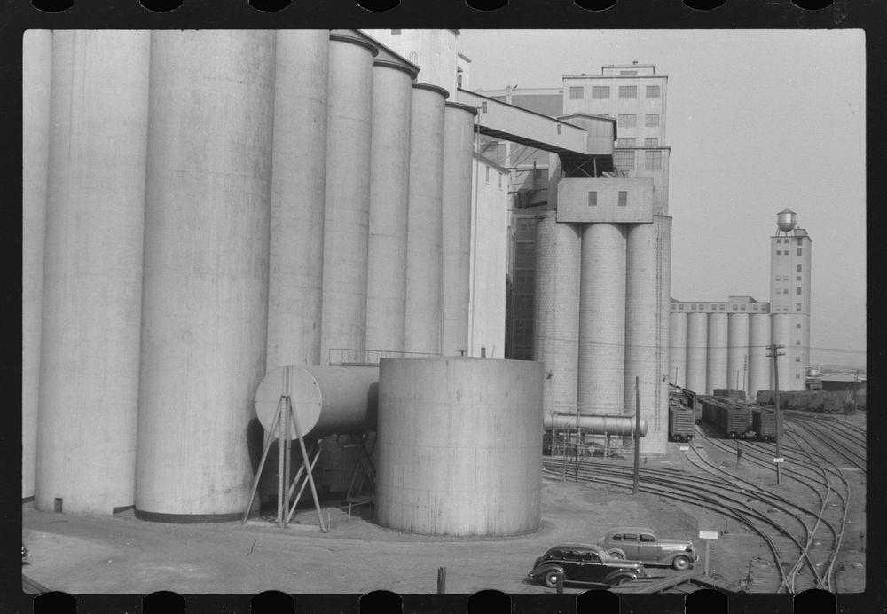 Elevators at Quaker Oats plant. Cedar Rapids, Iowa. Sourced from the Library of Congress.