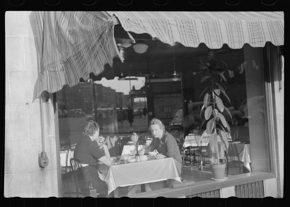 [Untitled photo, possibly related to: Cafe, Benton Harbor, Michigan]. Sourced from the Library of Congress.