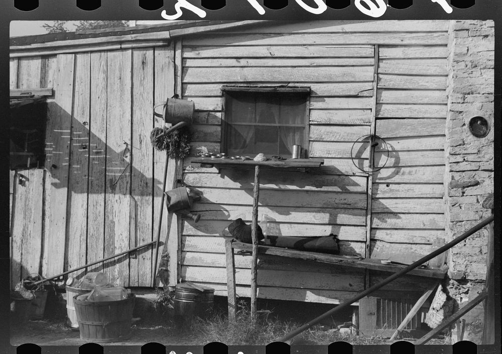 Saint Mary's County, Maryland. The rear of a farmhouse. Sourced from the Library of Congress.