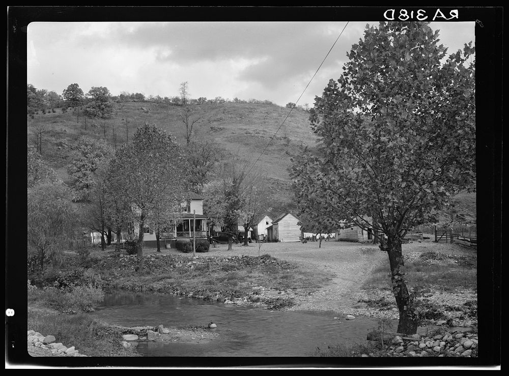 A house in the village of Nethers. Shenandoah National Park, Virginia. Sourced from the Library of Congress.