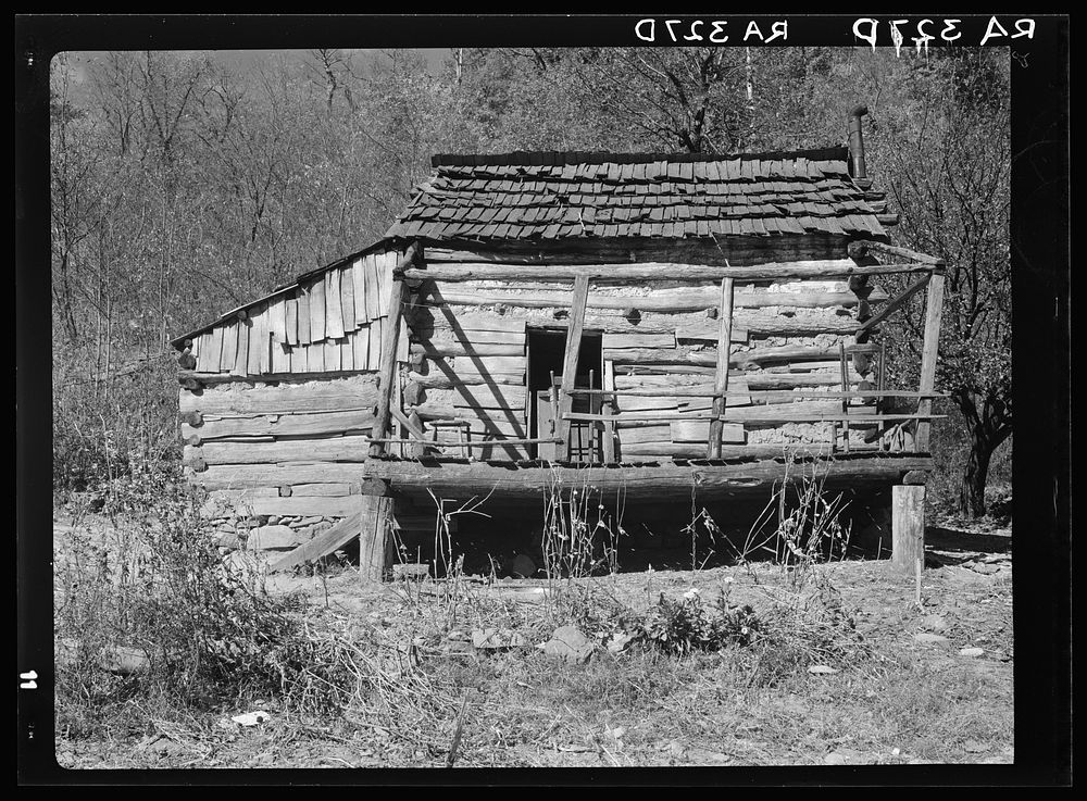House at Corbin Hollow. Shenandoah National Park, Virginia. Sourced from the Library of Congress.