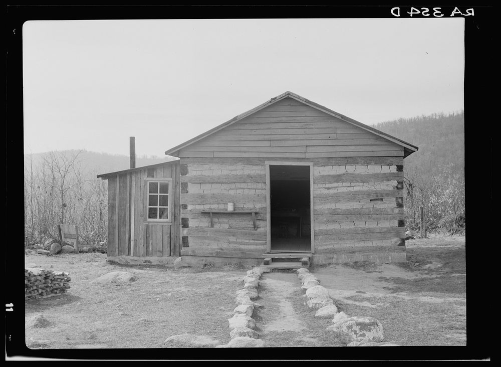 Schoolhouse Corbin Hollow. Shenandoah National | Free Photo - rawpixel