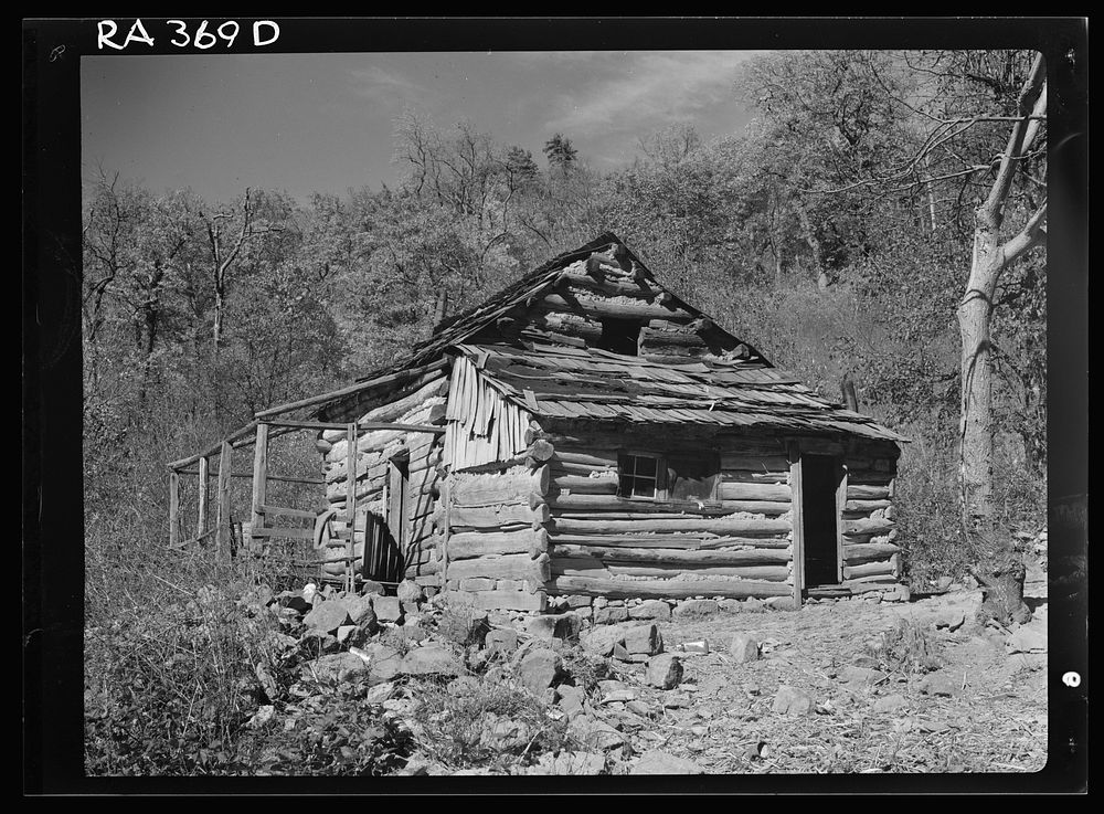 Mountain cabin, Corbin Hollow. Shenandoah National Park, Virginia. Sourced from the Library of Congress.