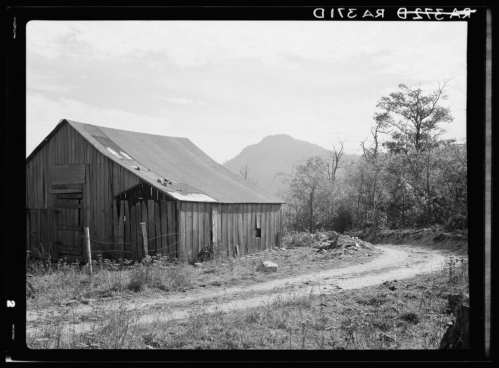 Barn on road to Old Rag. Shenandoah National Park, Virginia. Sourced from the Library of Congress.