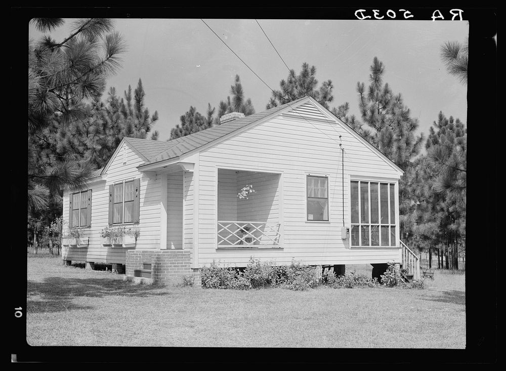 House. Hattiesburg, Mississippi. Sourced from the Library of Congress.