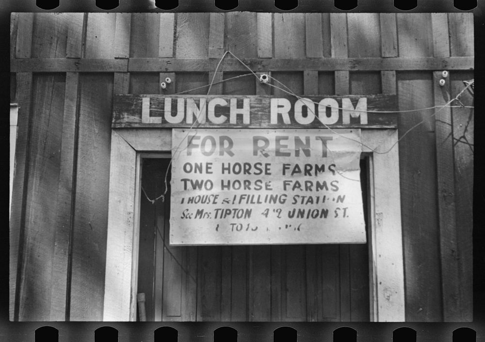 Tenant farm rental sign, Alabama. Sourced from the Library of Congress.