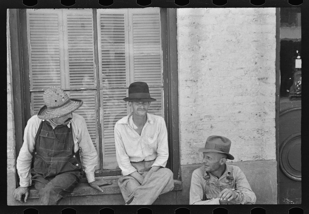 [Untitled photo, possibly related to: Frank Tengle, Bud Fields, and Floyd Burroughs, cotton sharecroppers, Hale County…