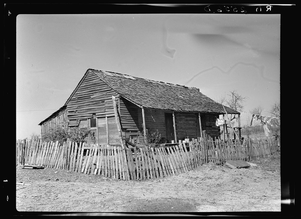 Farmhouse. Coalins Forest and Game Reservation, between Tennessee and Cumberland Rivers in Kentucky. Sourced from the…