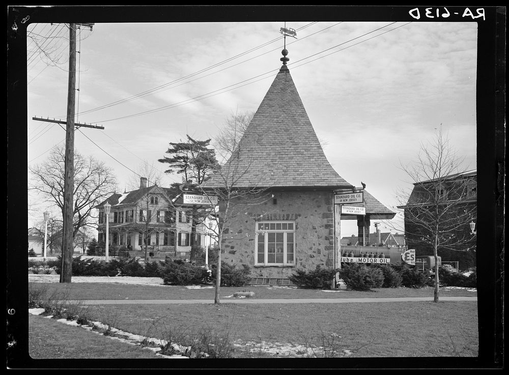 Gas station. Radburn, New Jersey. Sourced from the Library of Congress.