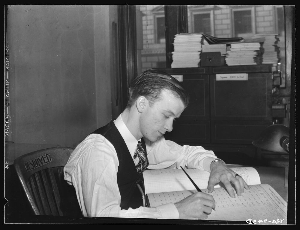 Public tax workers. Washington, D.C.. Sourced from the Library of Congress.