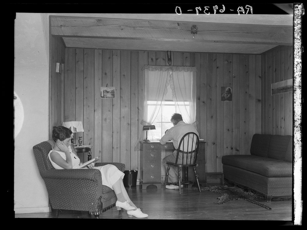 Family in their new home. Penderlea Homesteads, North Carolina. Sourced from the Library of Congress.