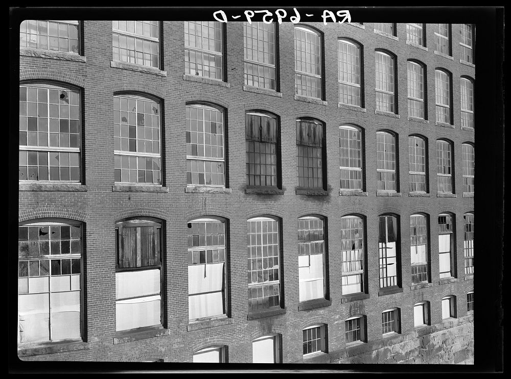 Typical section of wall of the old part of Amoskeag mills. Manchester, New Hampshire. Sourced from the Library of Congress.