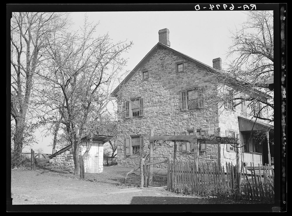 Lloyd Kramer farmhouse. Northampton Farms site. Farmersville, Pennsylvania. Sourced from the Library of Congress.