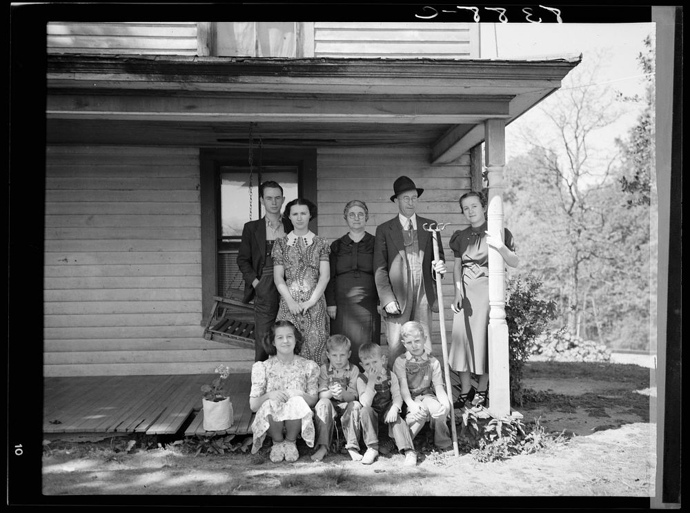 North Carolina farmer and family. Guilford County. Sourced from the Library of Congress.