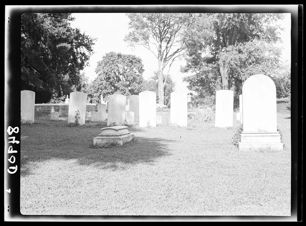 Graveyard. Dover, Delaware. Sourced from the Library of Congress.
