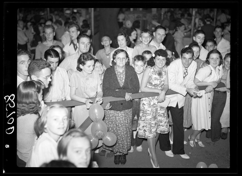 Crowd at Father Walsh's carnival. Trenton, New Jersey. Sourced from the Library of Congress.