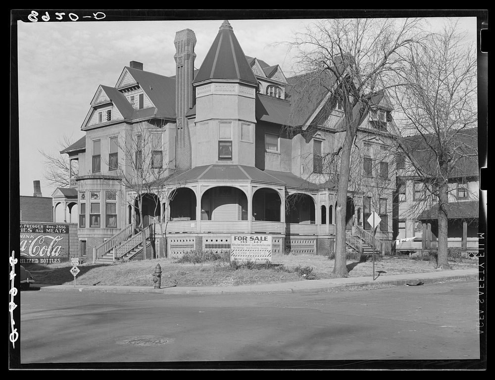 The old Paxton residence. Omaha, Nebraska. Sourced from the Library of Congress.