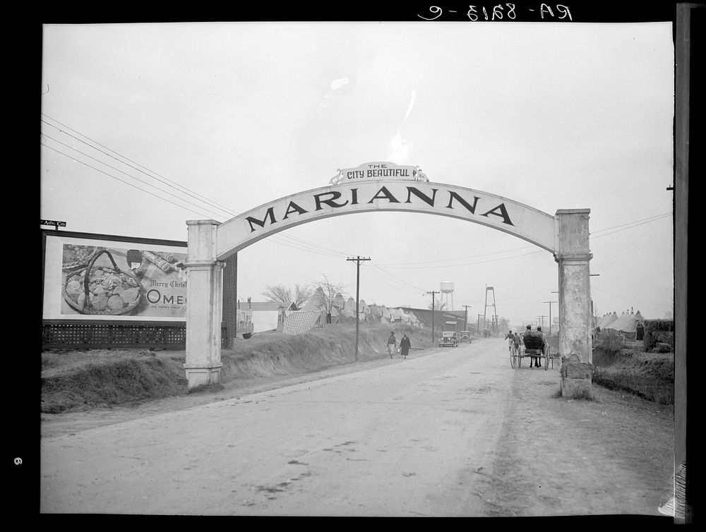 Entrance to Marianna, Arkansas, during the 1937 flood. Sourced from the Library of Congress.