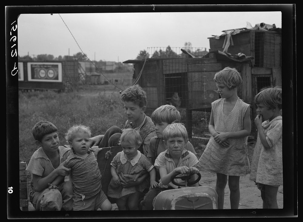 Children living on the outskirts of Washington, D.C.. Sourced from the Library of Congress.
