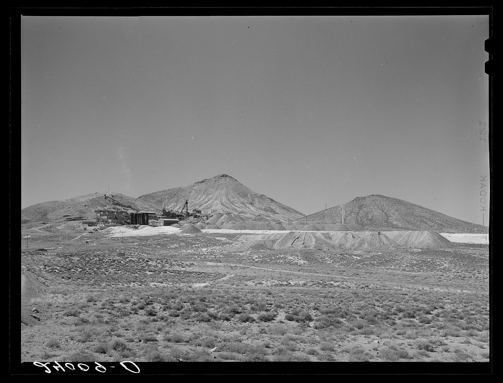 Abandoned mine and mill. Tonopah, Nevada. Sourced from the Library of Congress.