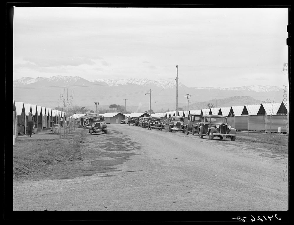 Tulare migrant camp. Visalia, California. Sourced from the Library of Congress.