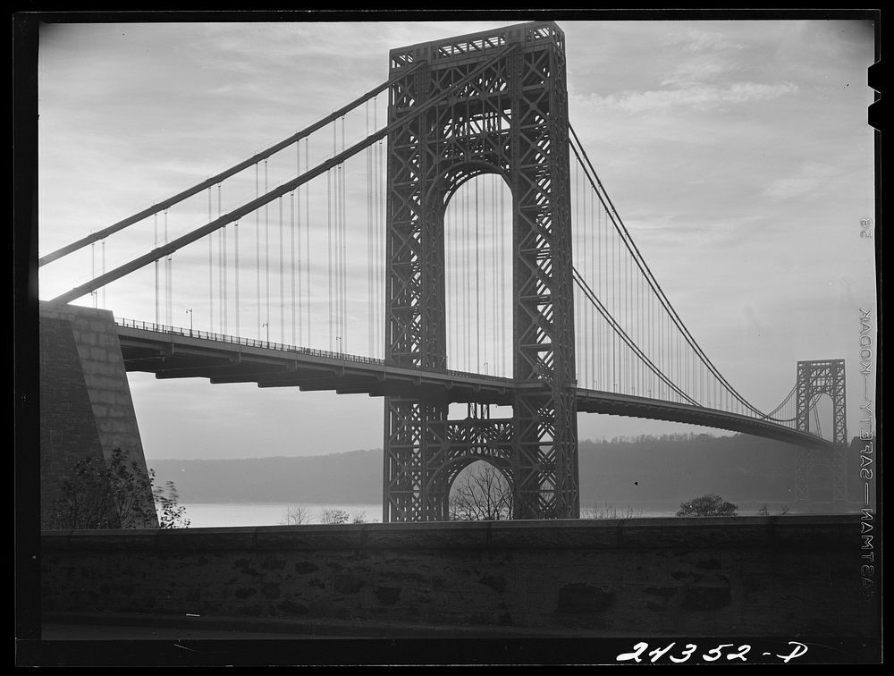 George Washington Bridge from New York City side. Sourced from the Library of Congress.