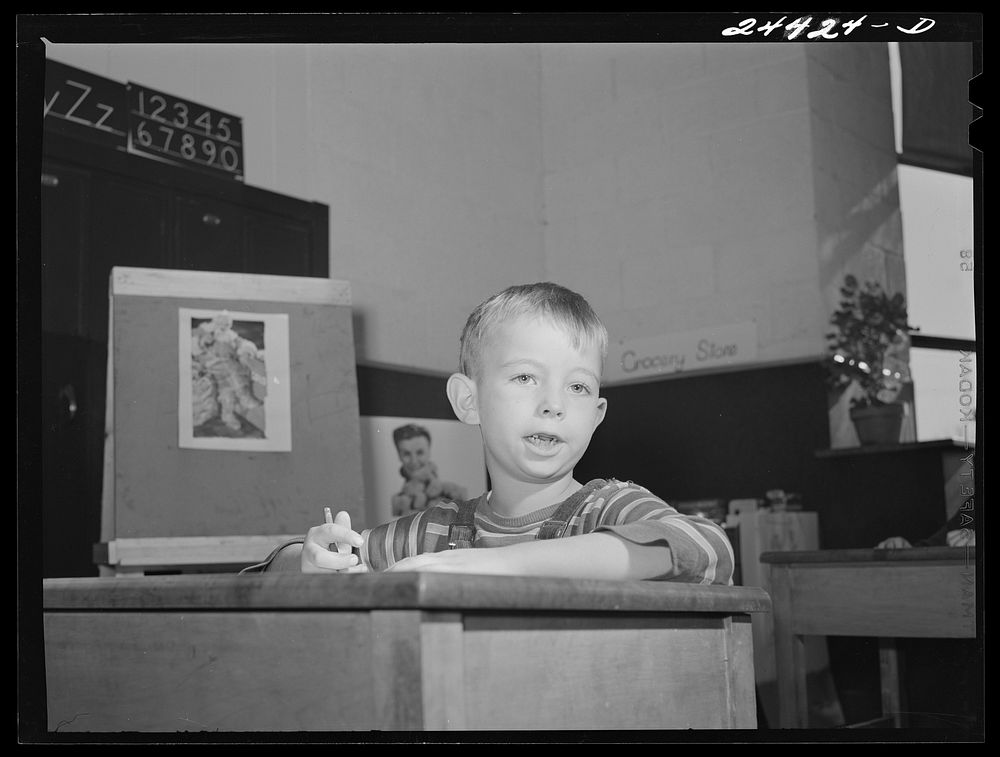 [Untitled photo, possibly related to: Nursery school group drawing pictures. Homestead school, Dailey, West Virginia].…
