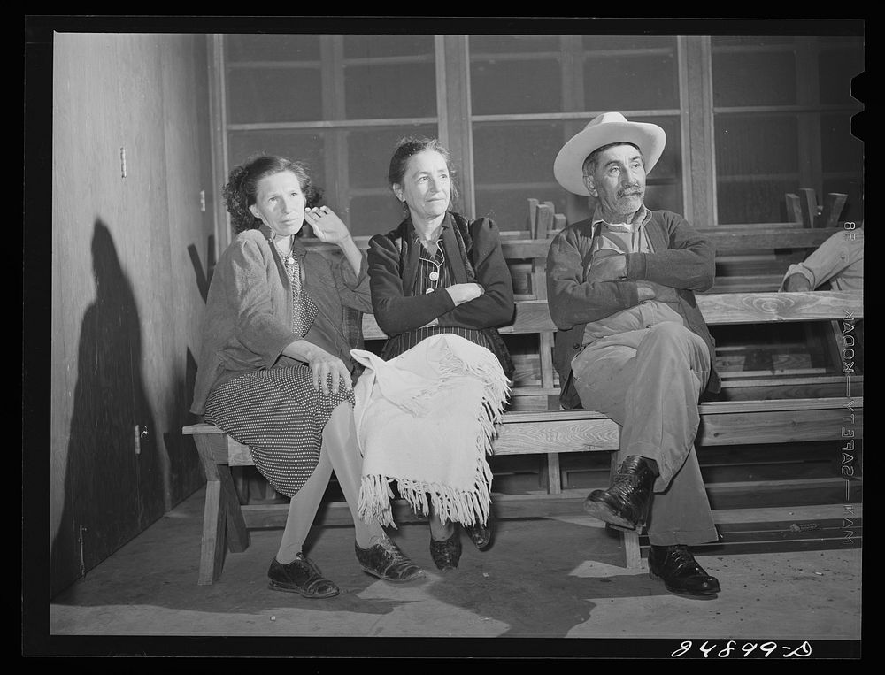 Saturday night dance. Robstown FSA (Farm Security Administration) camp, Texas. Sourced from the Library of Congress.