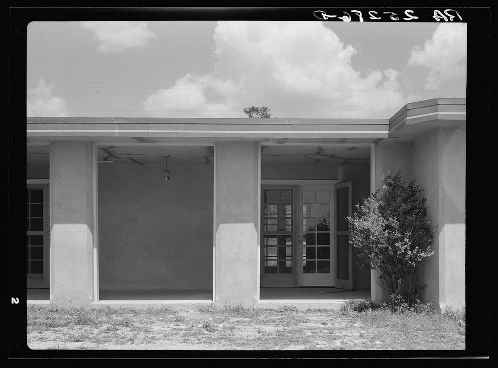 [Untitled photo, possibly related to: Rammed earth house at Gardendale, Alabama]. Sourced from the Library of Congress.