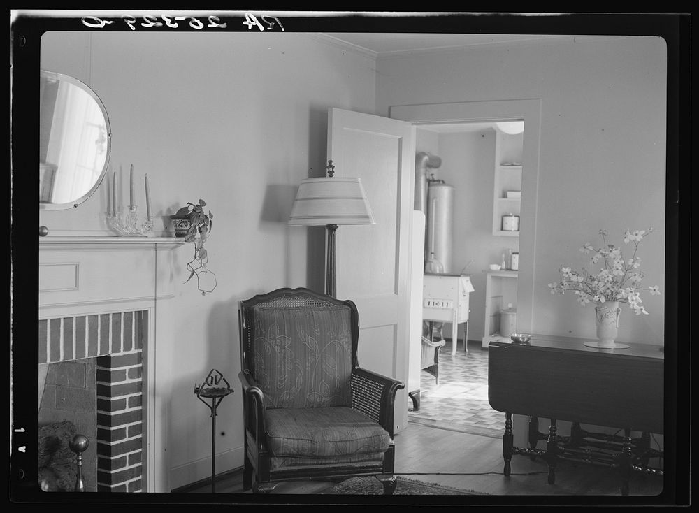 Interior of a Gardendale Homestead, Alabama. Sourced from the Library of Congress.