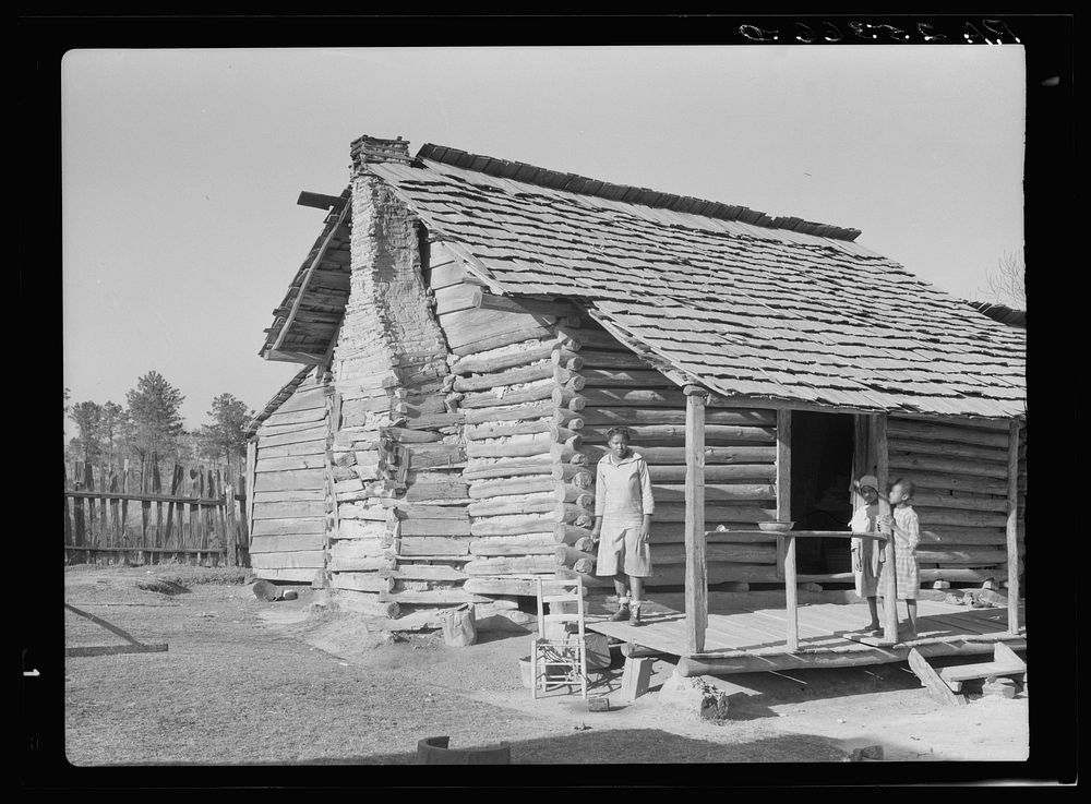 Primitive cabin at Gees Bend, Alabama. Sourced from the Library of Congress.