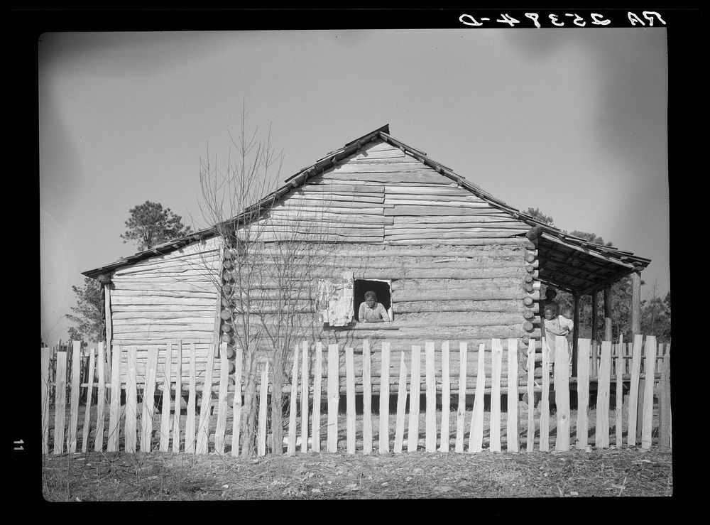 One of the cabins on the old Pettway Plantation. Gees Bend, Alabama. Sourced from the Library of Congress.
