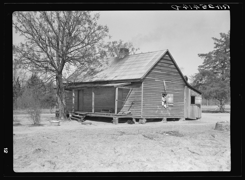 Sharecropper's home. Macon County, Alabama. Sourced from the Library of Congress.