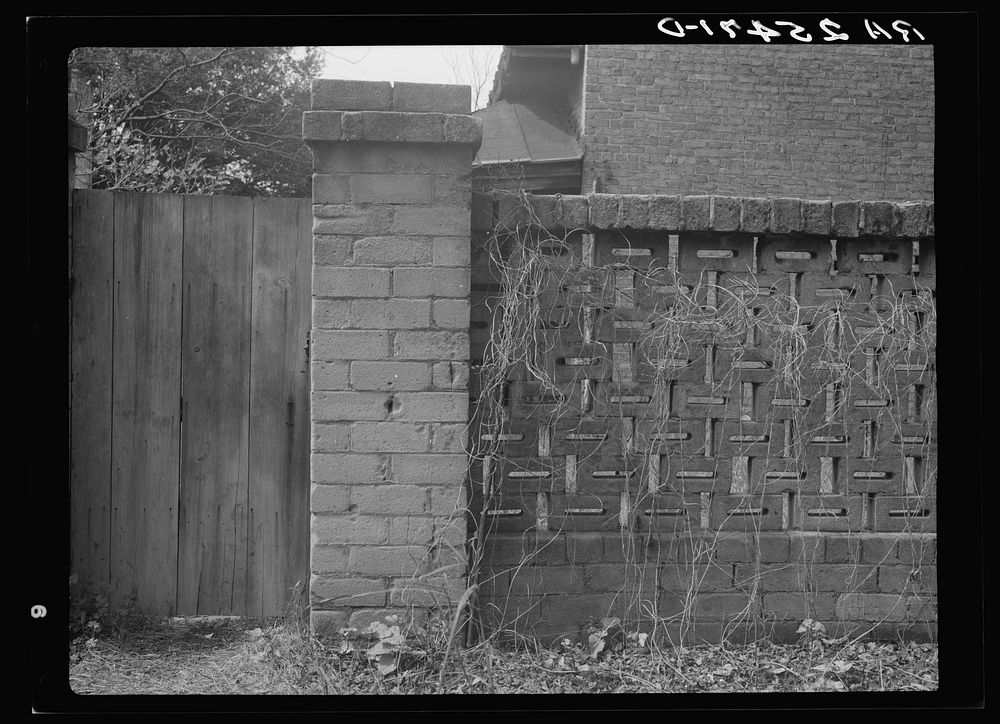 Brick fence. Mobile, Alabama. Sourced from the Library of Congress.