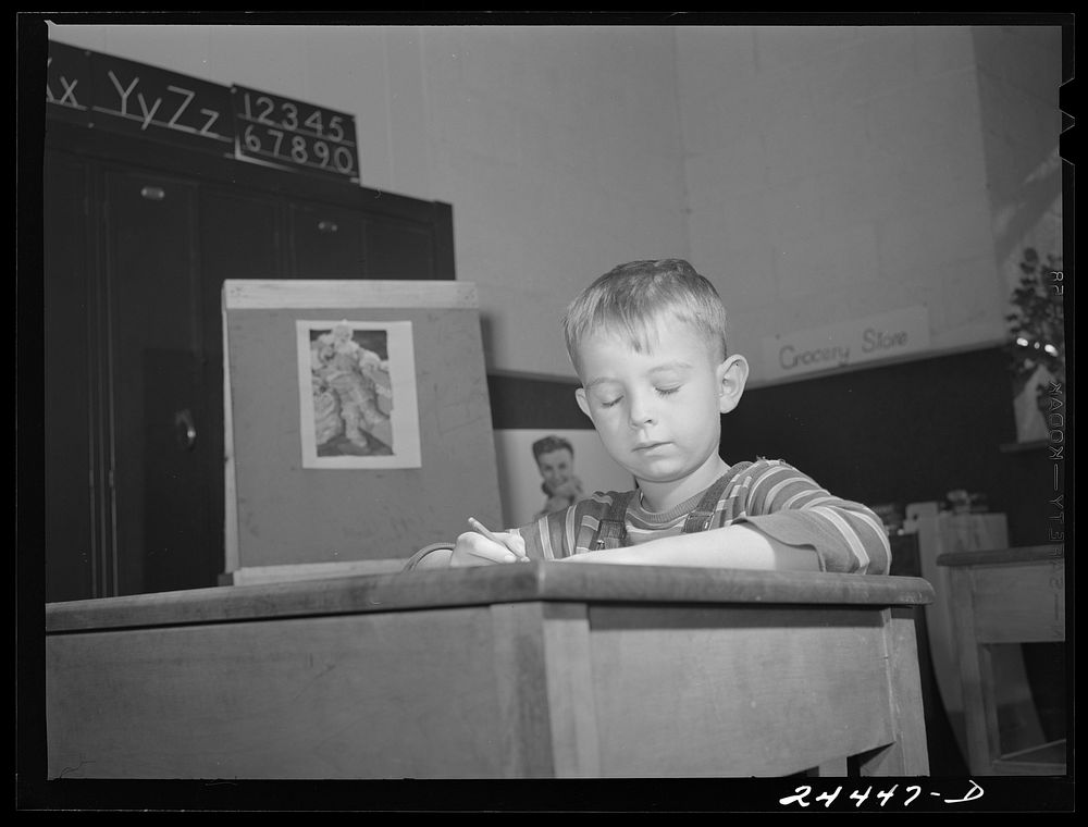 [Untitled photo, possibly related to: Nursery school group drawing pictures. Homestead school, Dailey, West Virginia].…